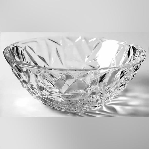 Tiffany & Co rock cut 6” Crystal serving bowl 2